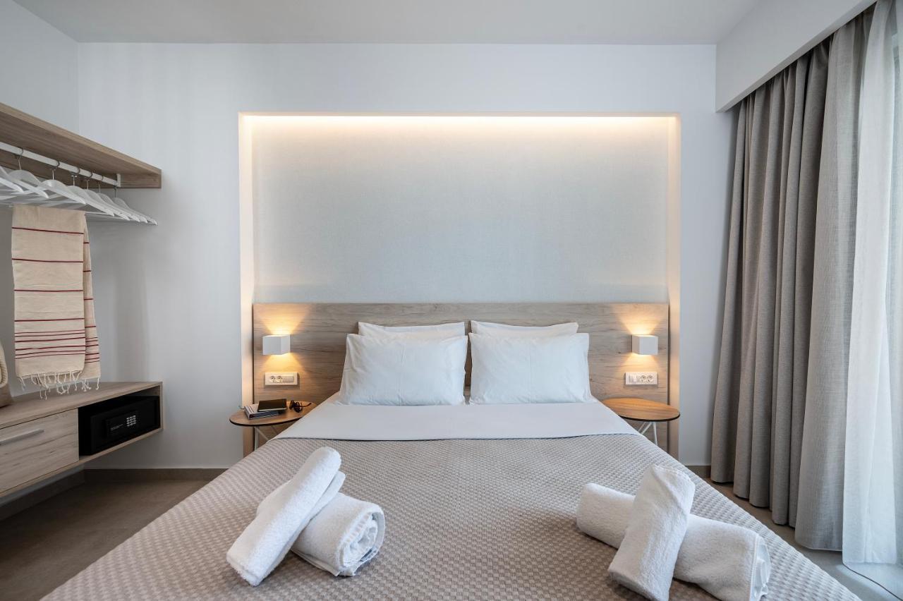 Mythos Aparthotel