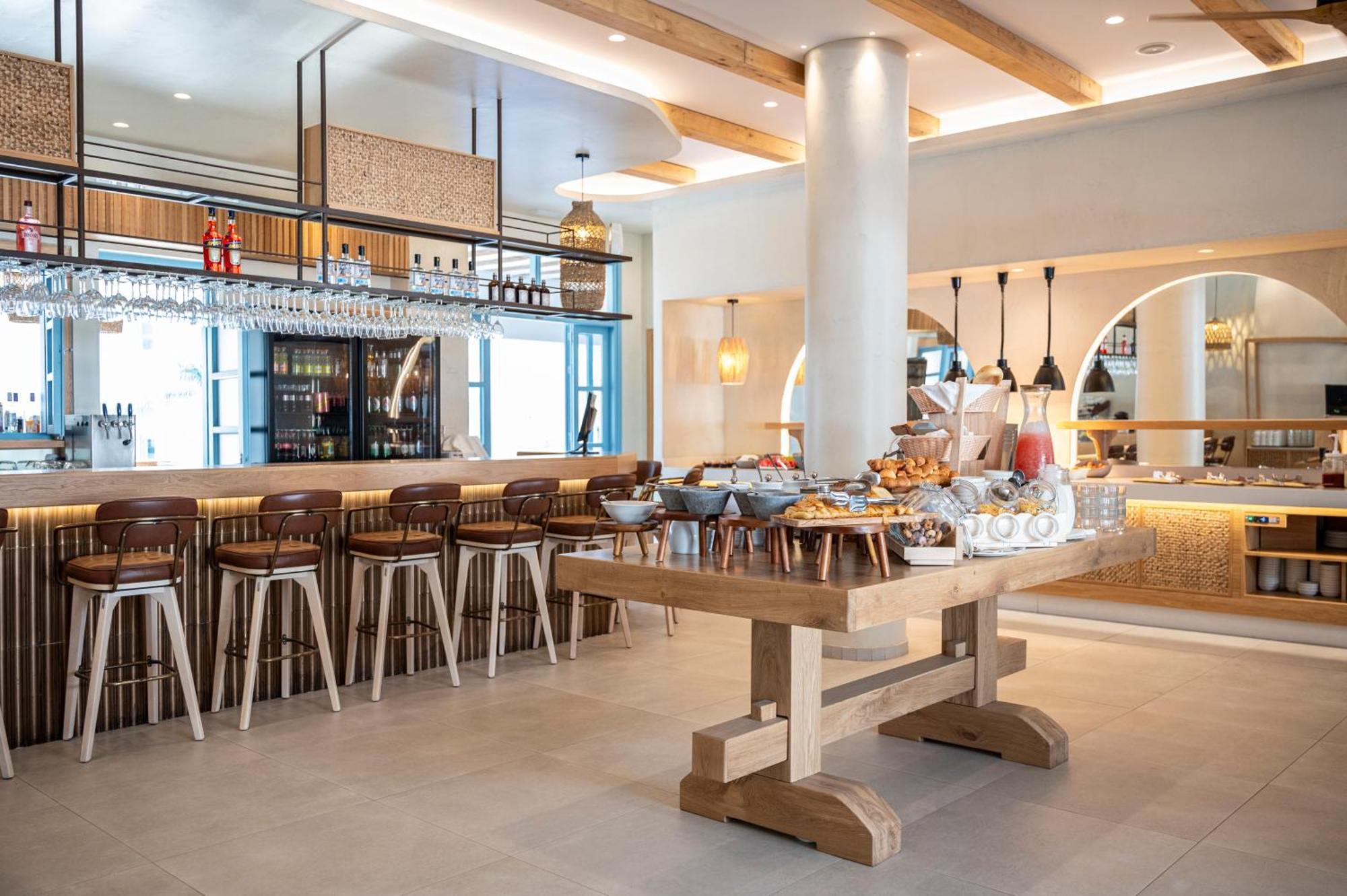 Aparthotel Mythos 3*