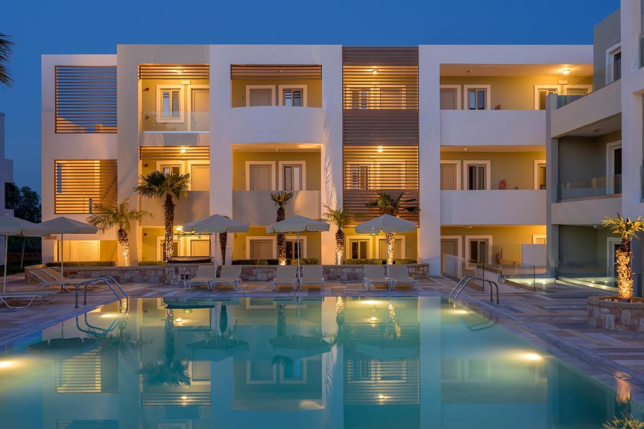 Mythos Apartahotel 3*