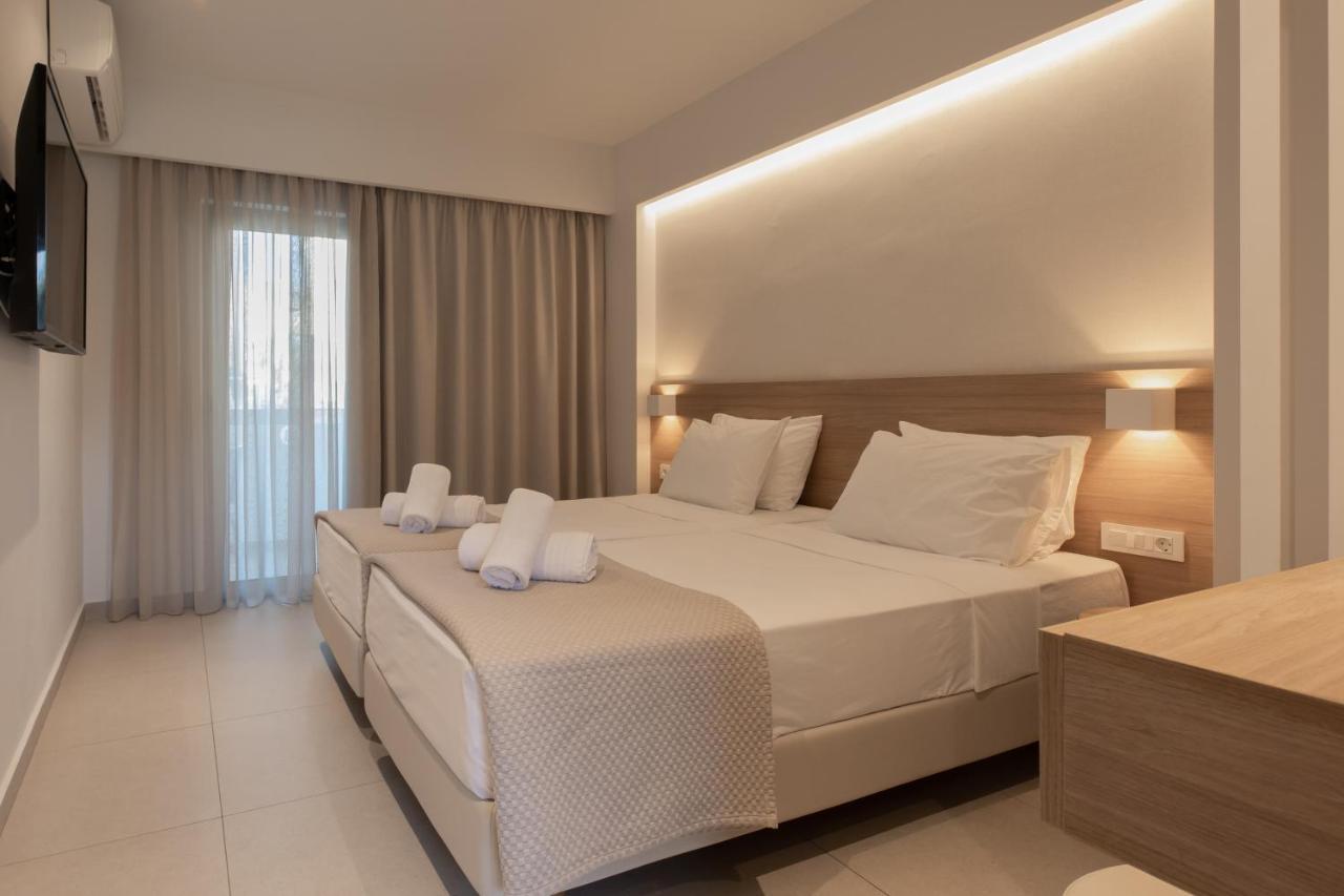 Mythos Aparthotel 3*