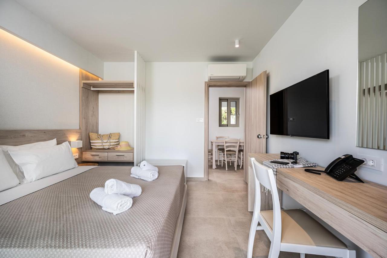 Aparthotel Mythos 3*